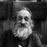 最も長生きする人々は共通の「健康的な習慣」を持っている