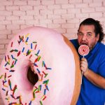 肥満は、体重の重さだけではなく、体の脂肪量が多い状態